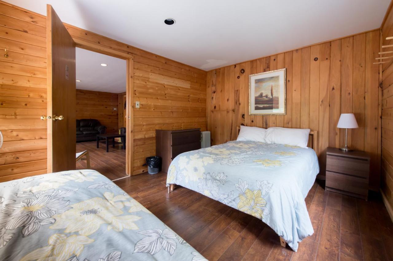 Madawaska Lodge-Cottage Extérieur photo
