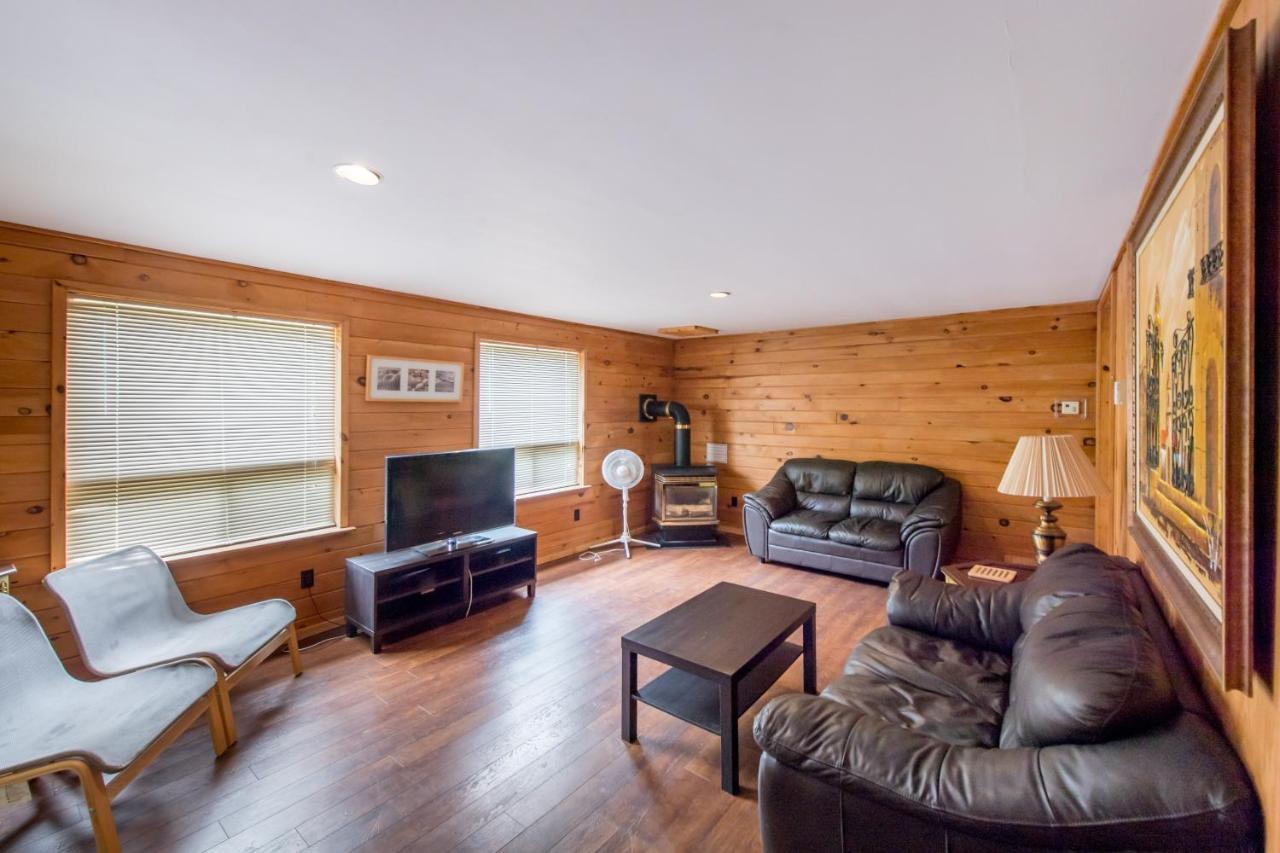 Madawaska Lodge-Cottage Extérieur photo