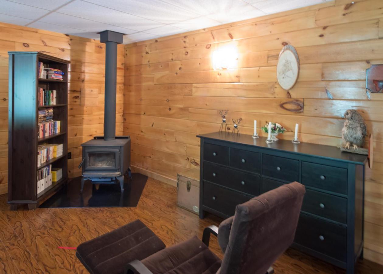 Madawaska Lodge-Cottage Extérieur photo